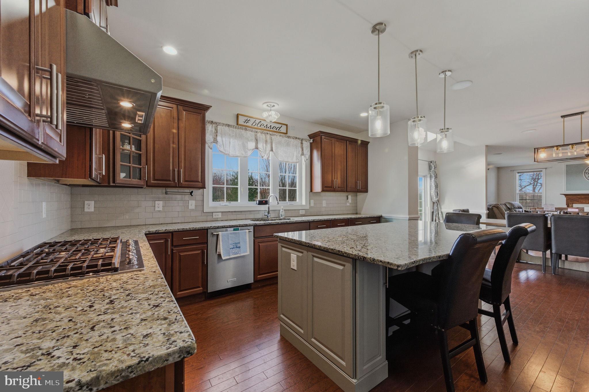 HIGH POINTE AT ST GE - Residential