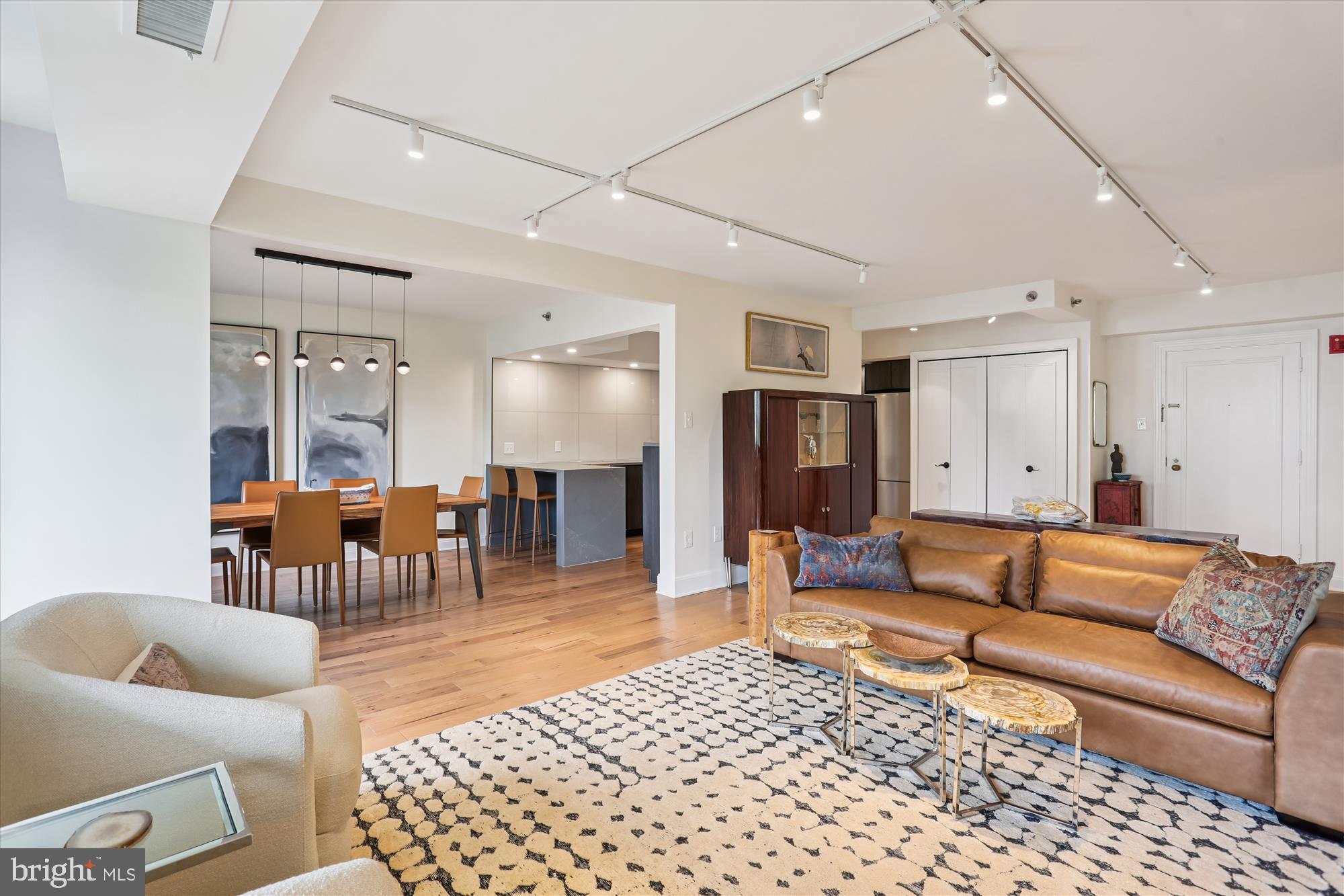 FRIENDSHIP HEIGHTS - Residential