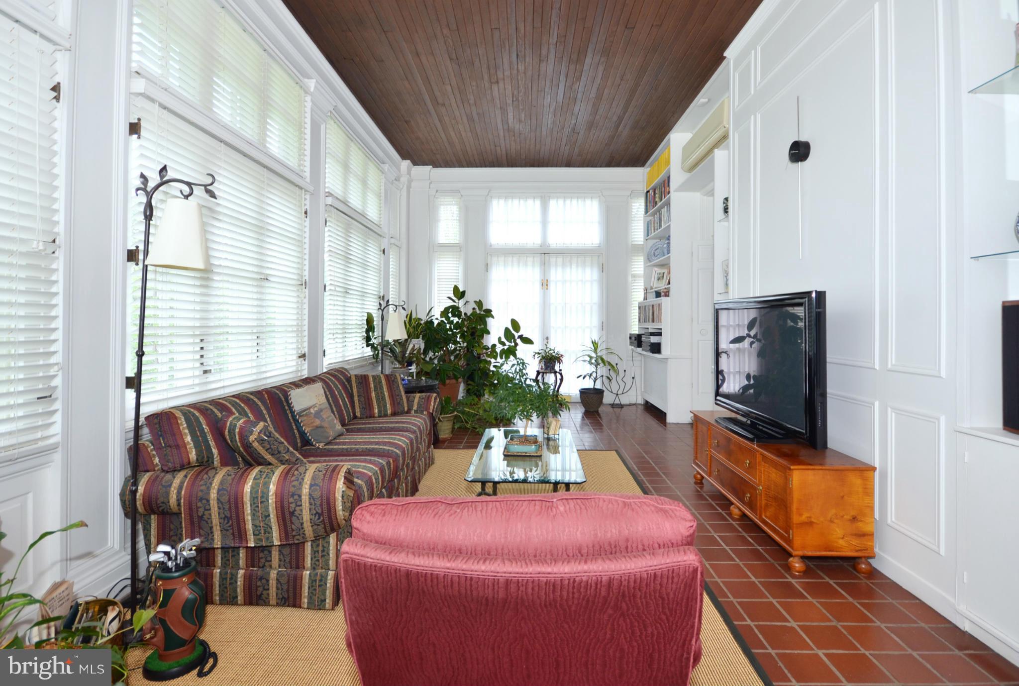 GUILFORD - Residential