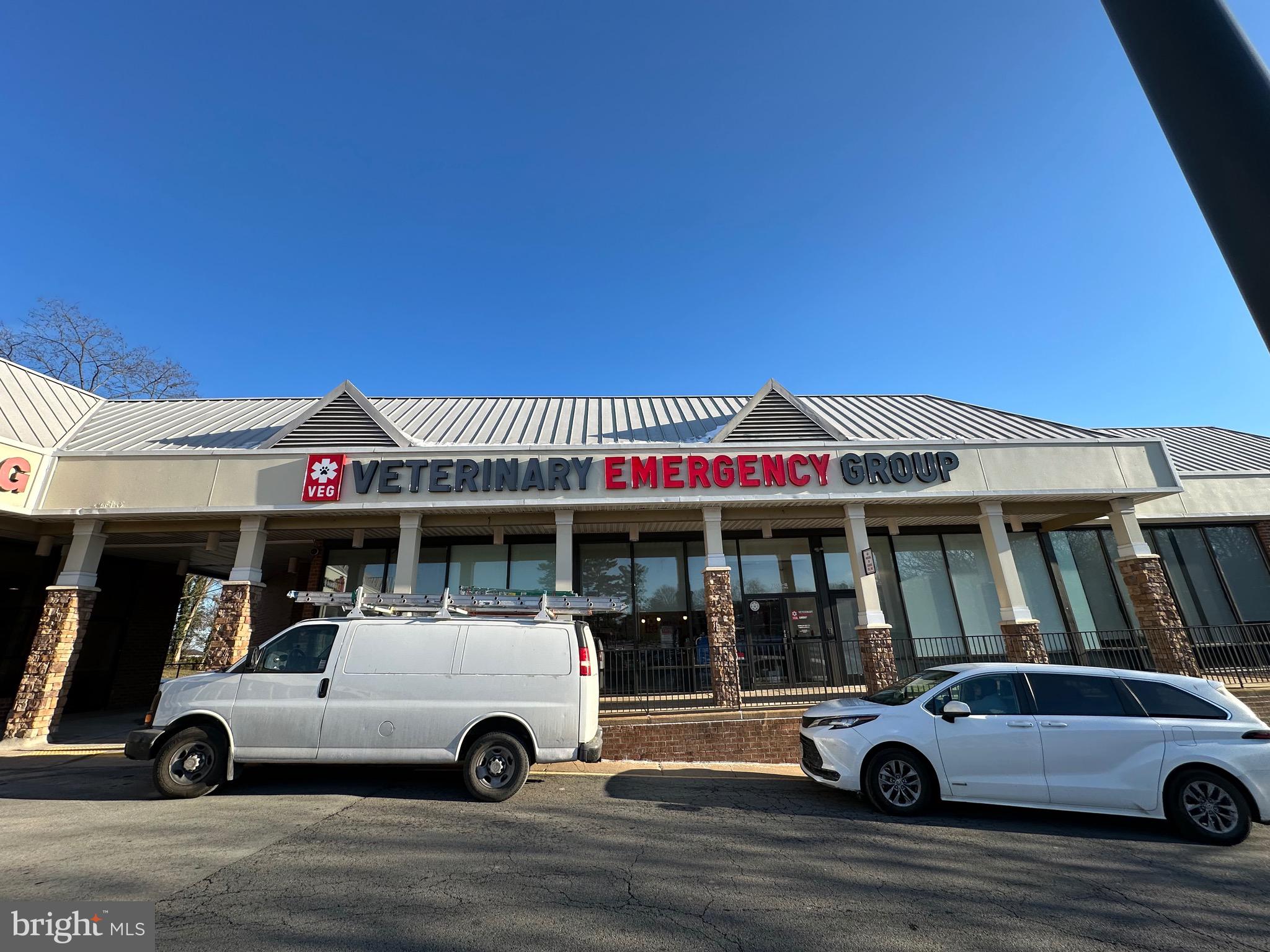 IDYLWOOD TOWERS CONDO - Residential