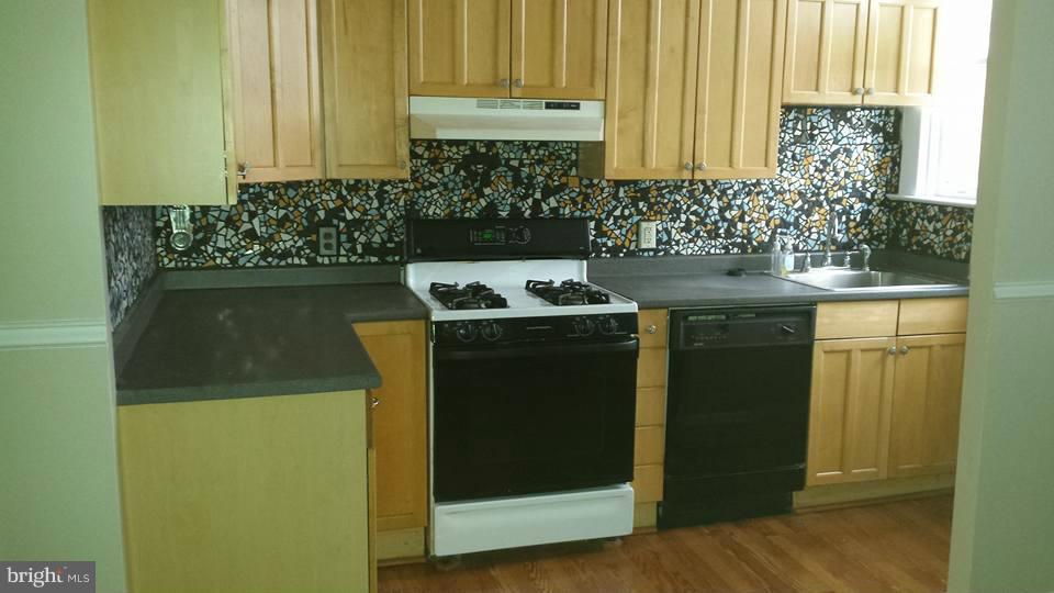 HAMPDEN HISTORIC DISTRICT - Residential