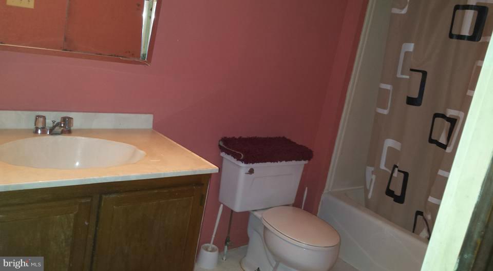 HAMPDEN HISTORIC DISTRICT - Residential