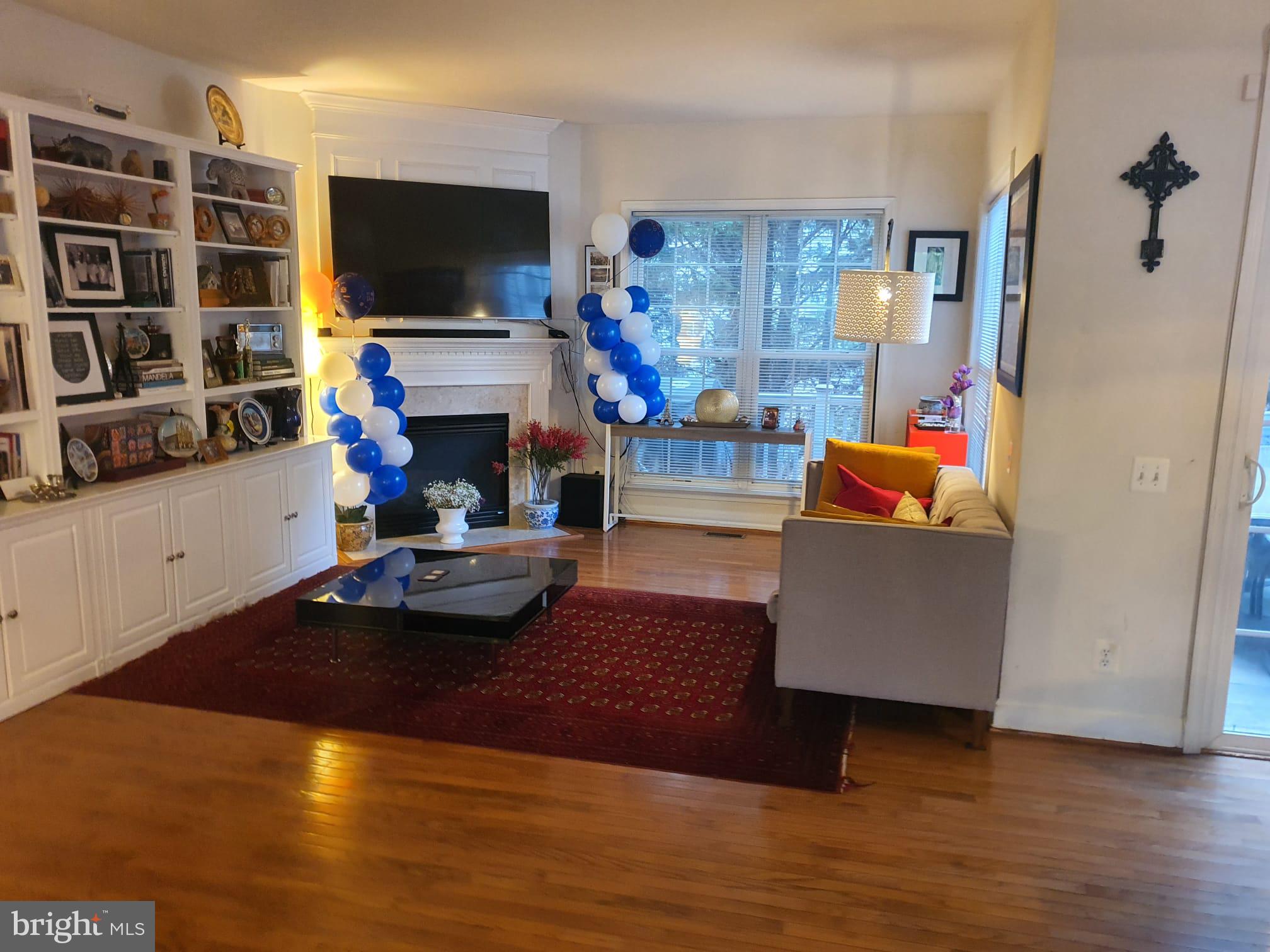 LAUREL RIDGE CROSSING - Residential Lease