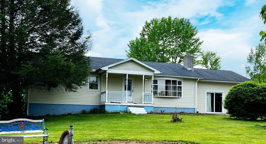 No HOA!! 3 bedroom ranch style home with full, walk out basement situated on 2.88 acres!