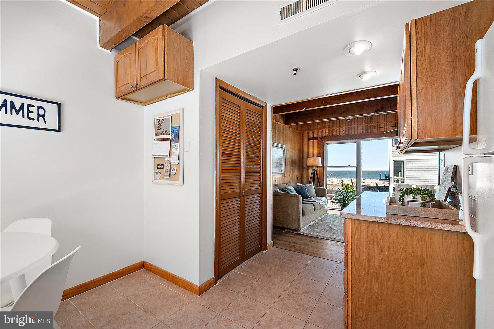 TOWER SHORES - Residential