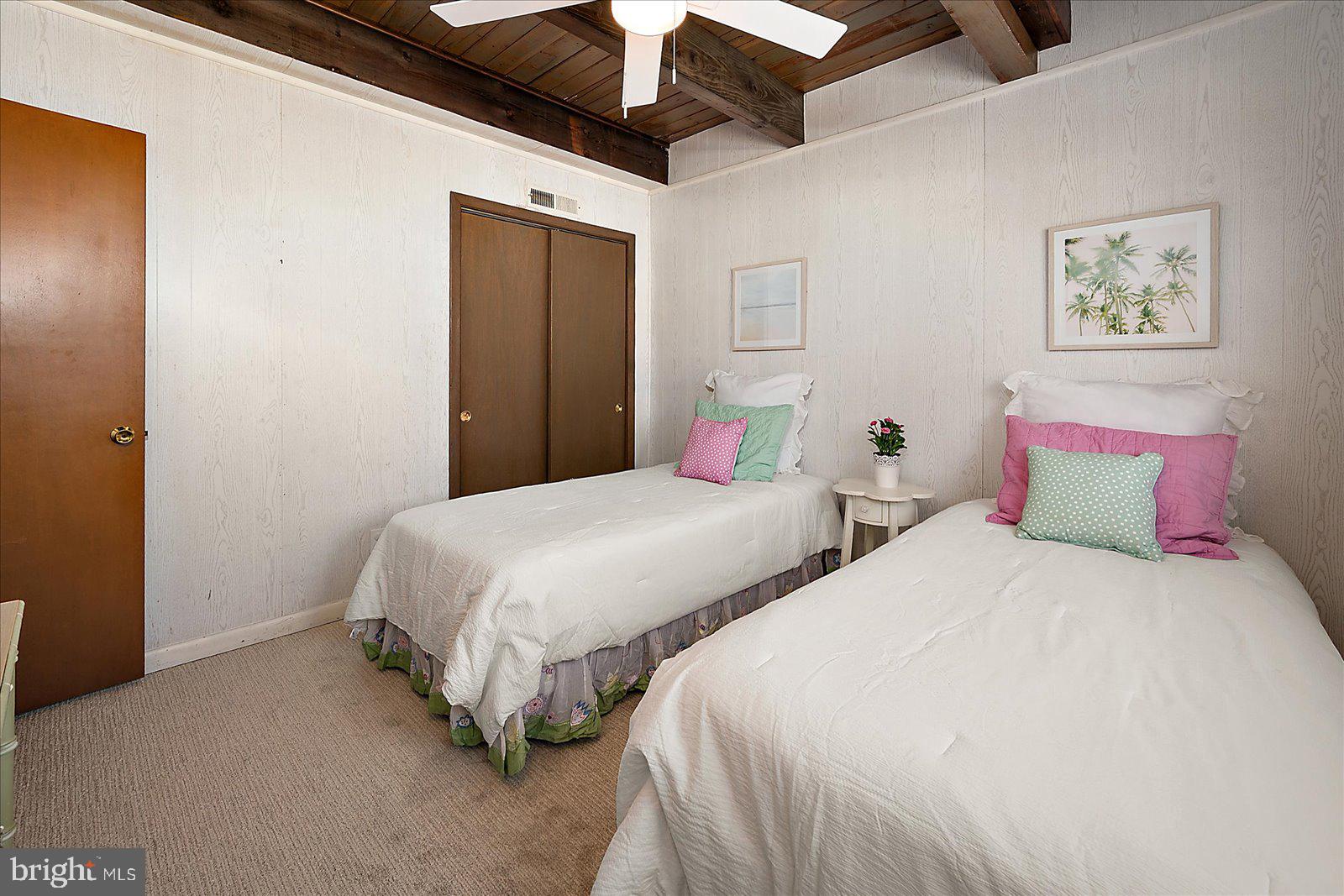 TOWER SHORES - Residential