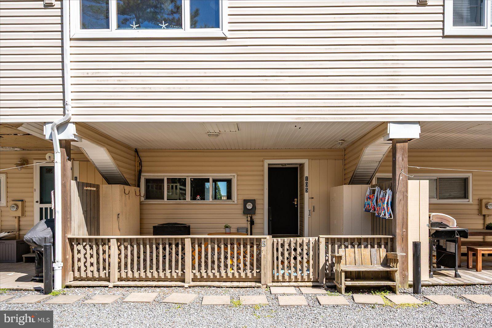 TOWER SHORES - Residential