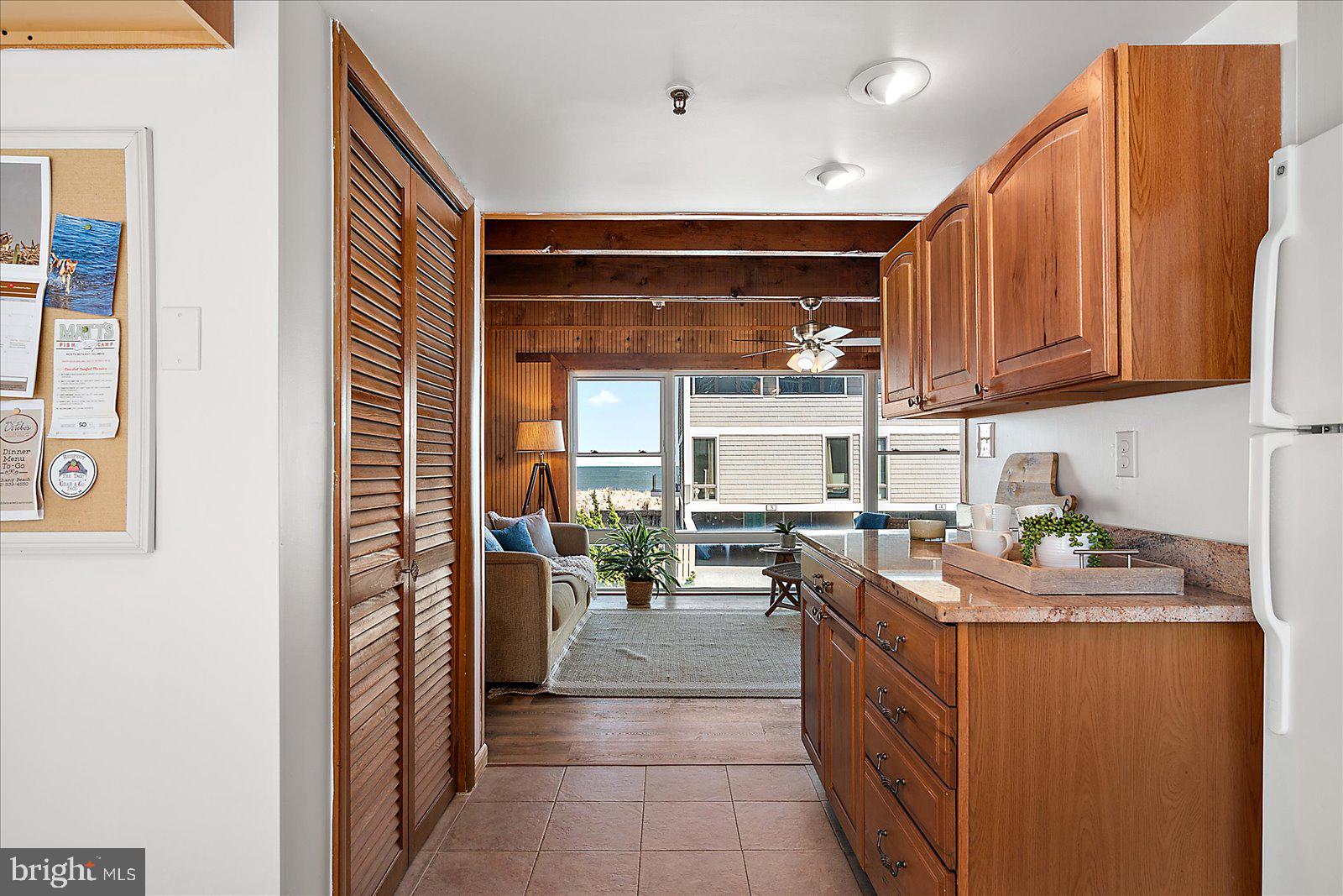 TOWER SHORES - Residential