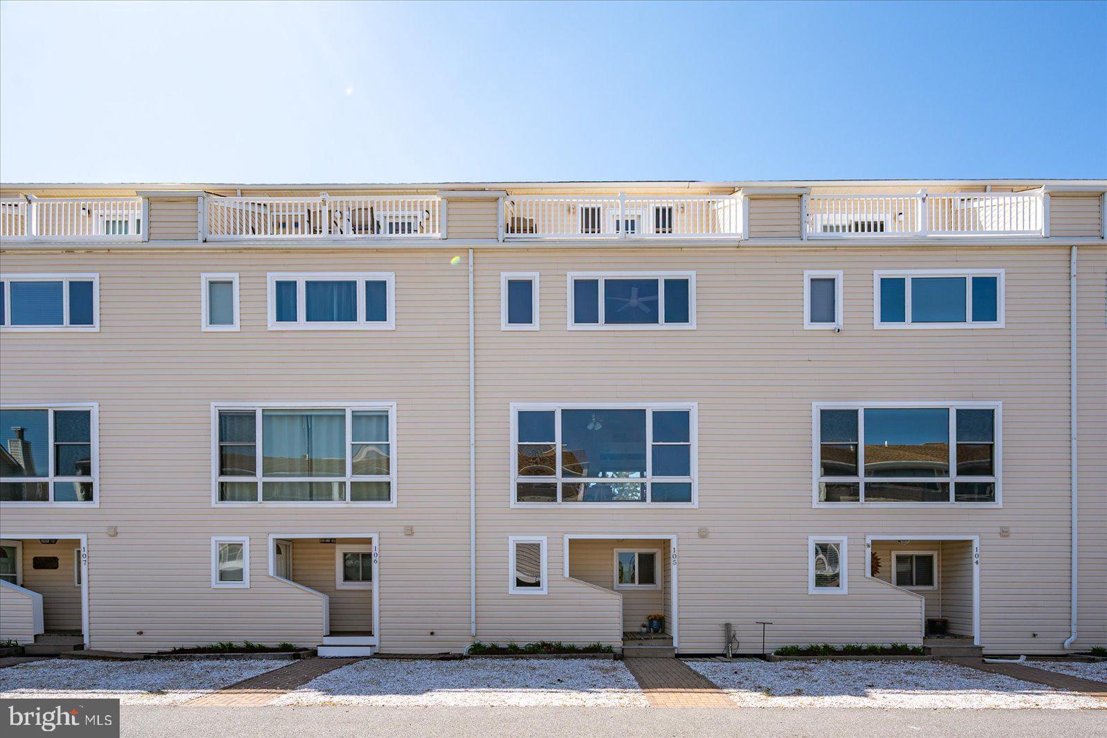 TOWER SHORES - Residential