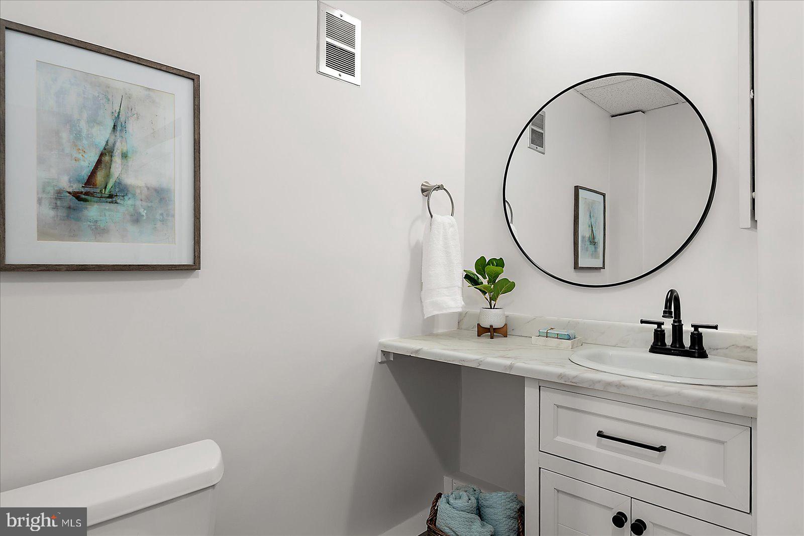 TOWER SHORES - Residential