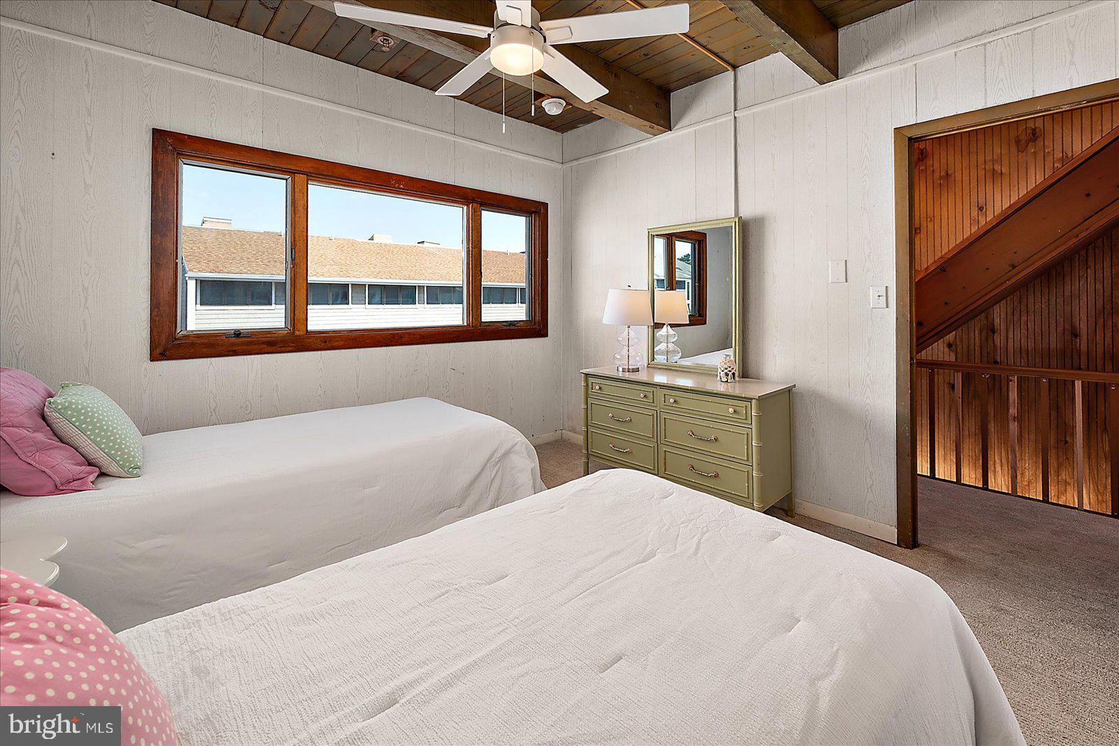 TOWER SHORES - Residential