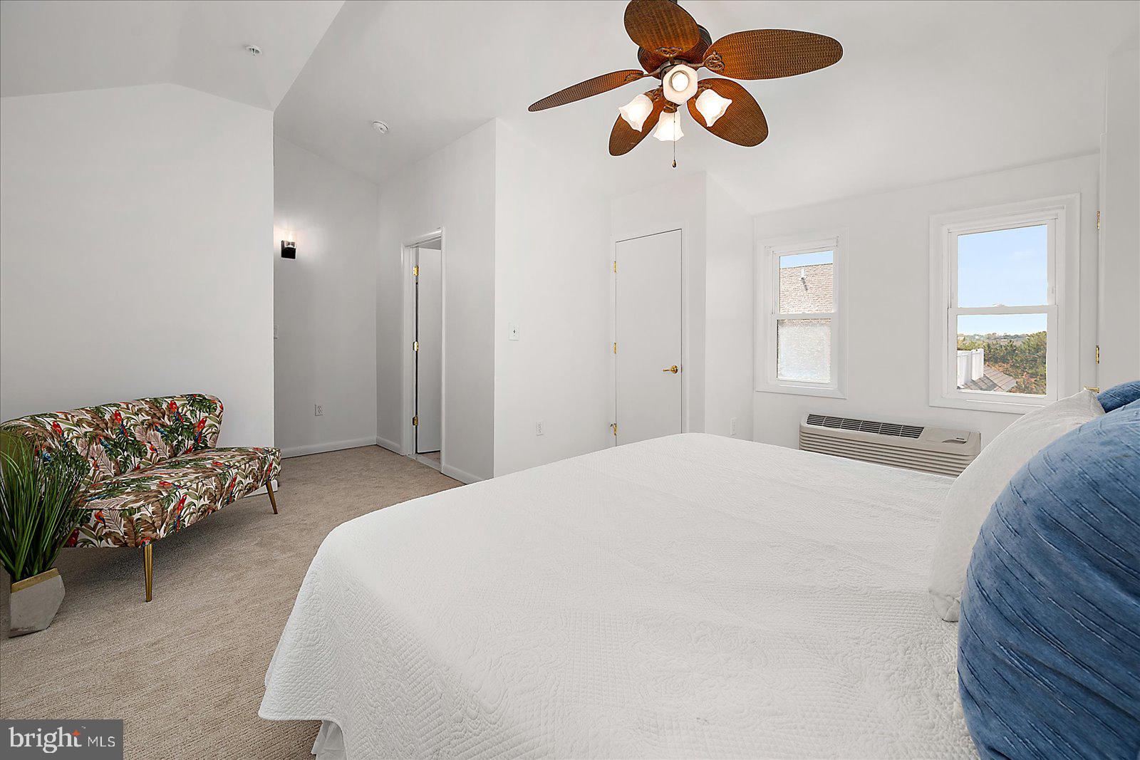 TOWER SHORES - Residential