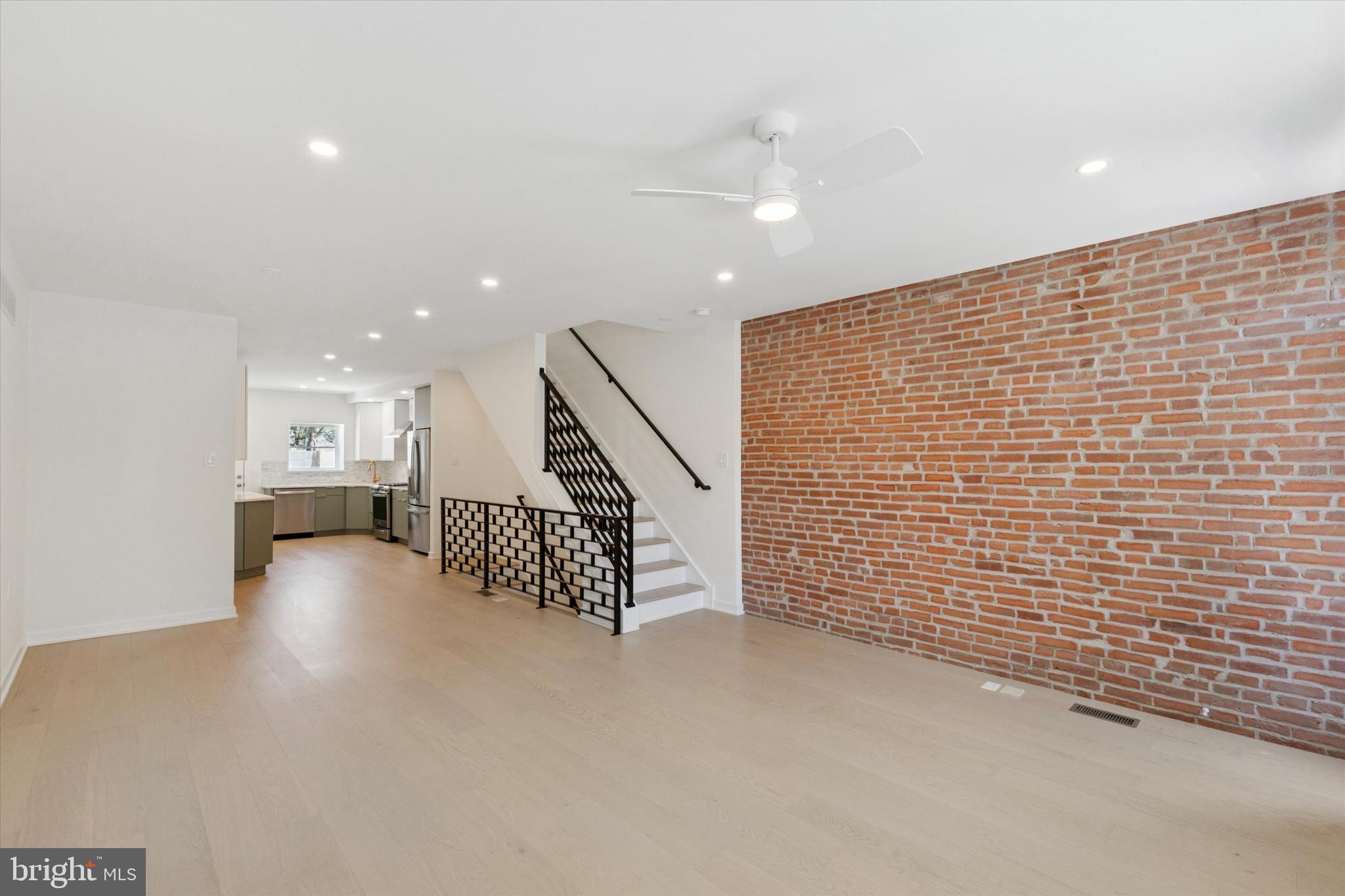 EAST PASSYUNK CROSSING - Residential