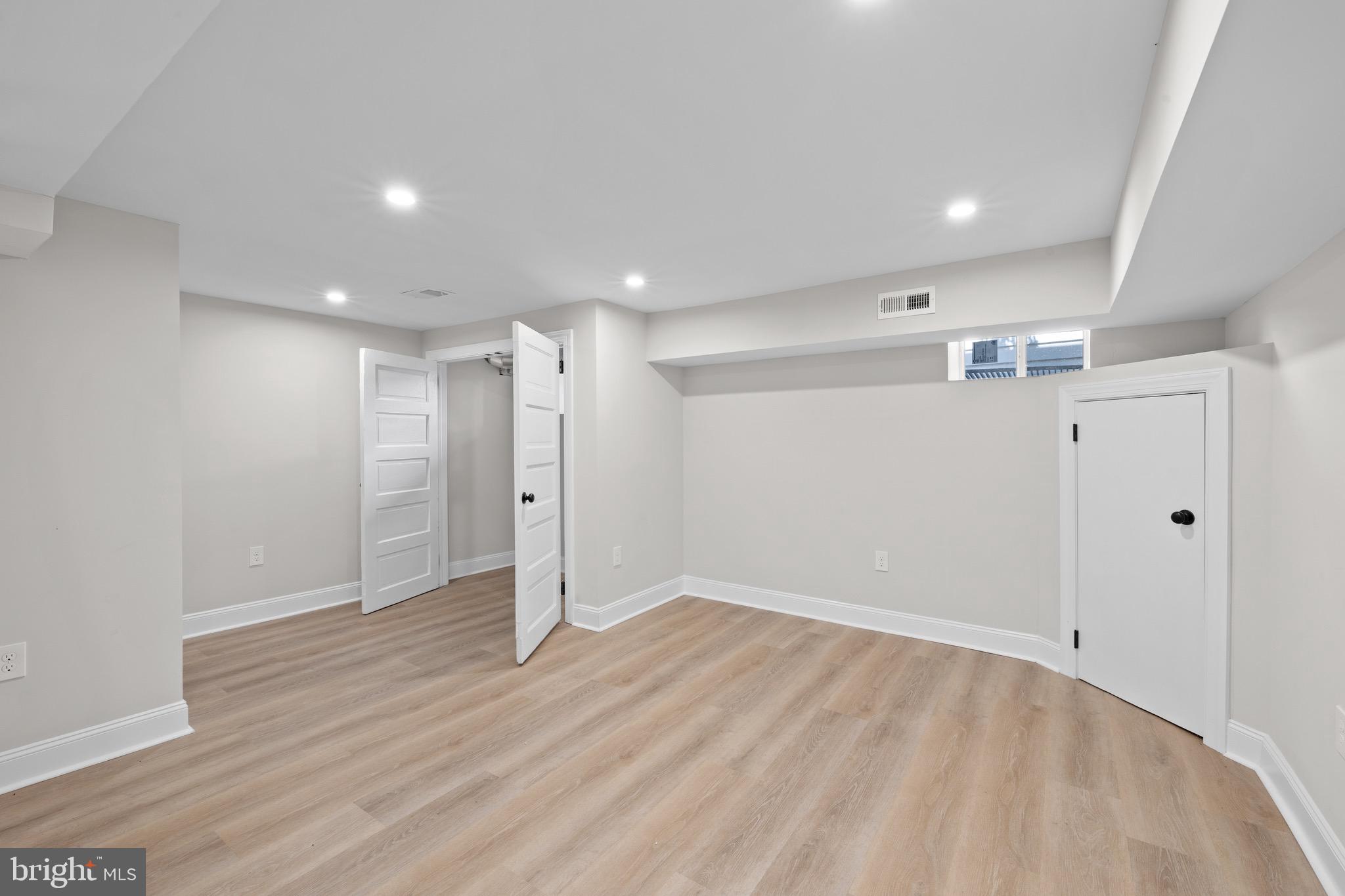 PENN WYNNE - Residential