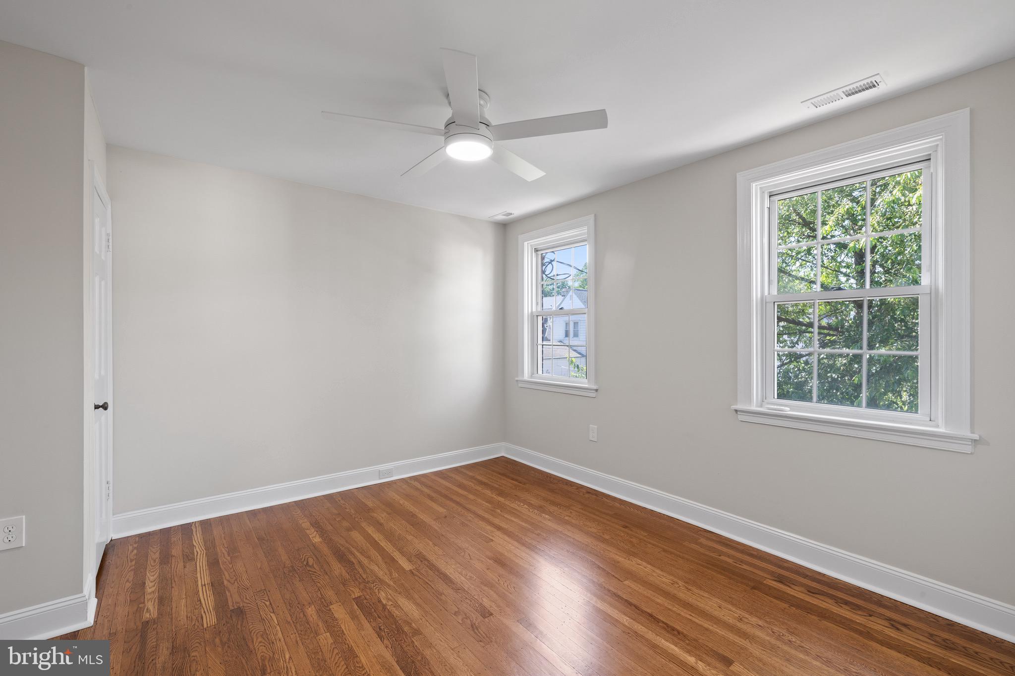 PENN WYNNE - Residential