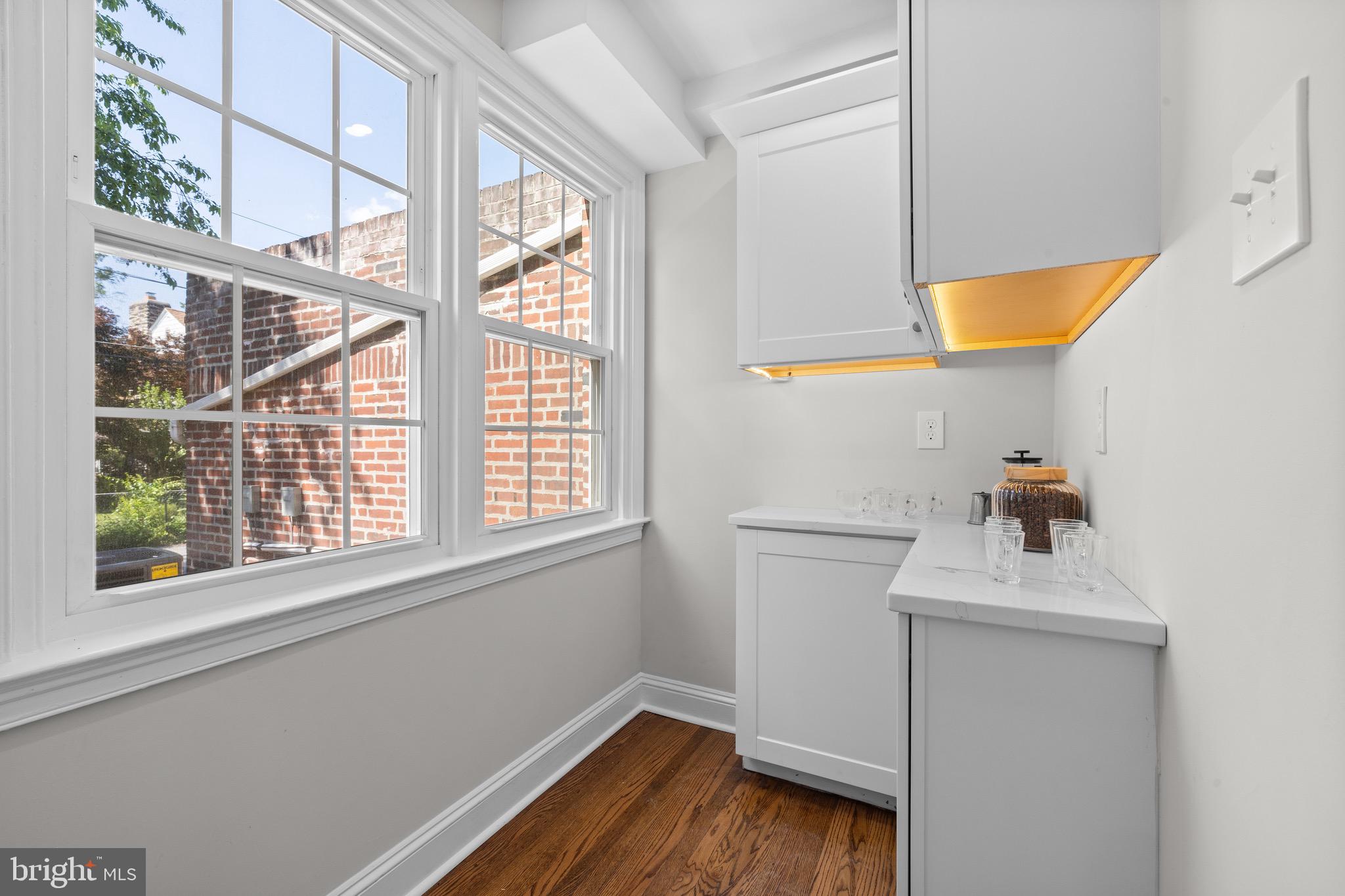 PENN WYNNE - Residential