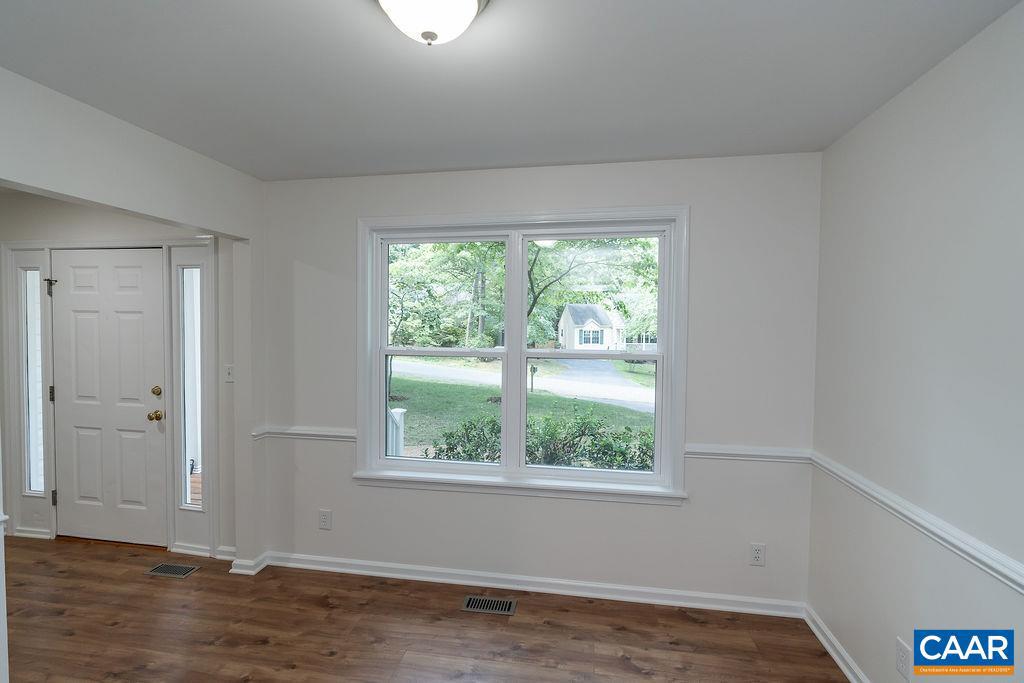 LAKE REYNOVIA - Residential