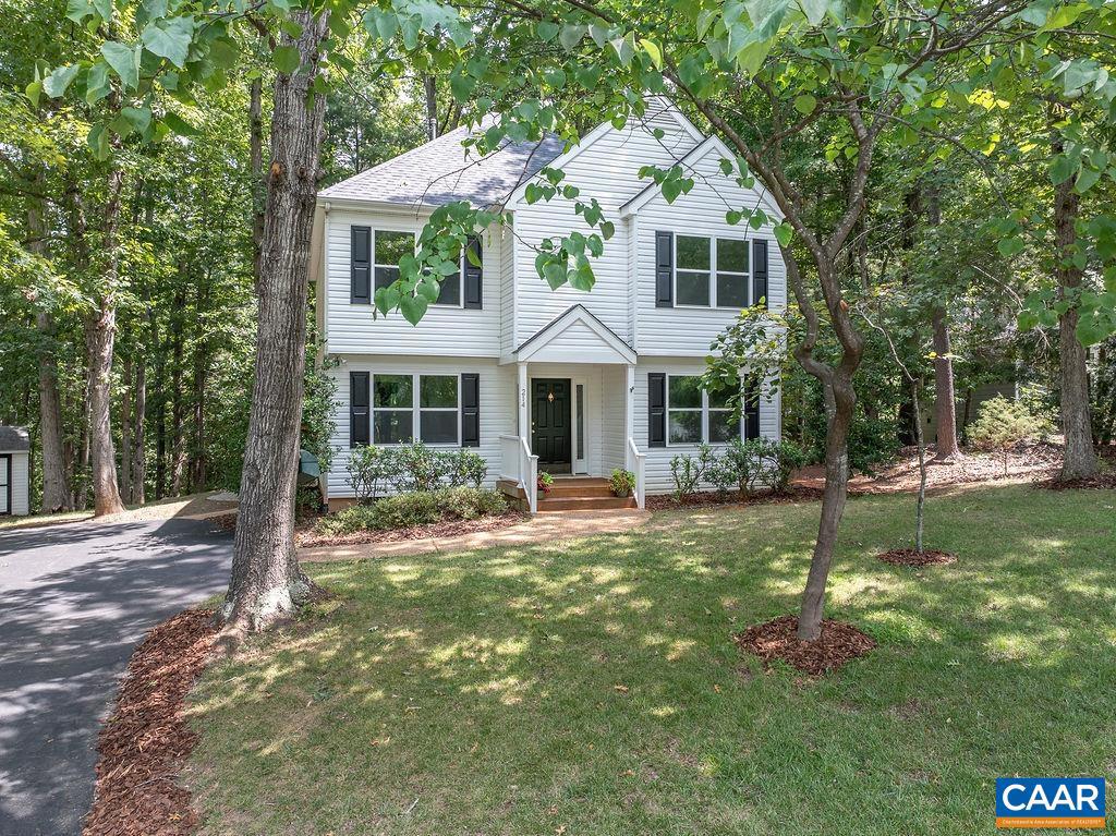 LAKE REYNOVIA - Residential