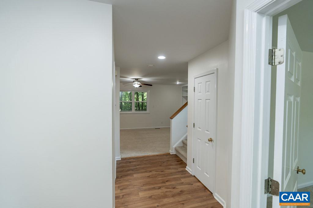 LAKE REYNOVIA - Residential