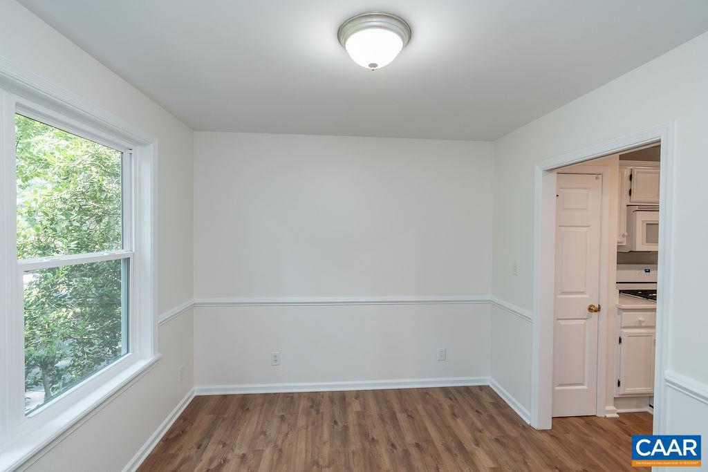 LAKE REYNOVIA - Residential