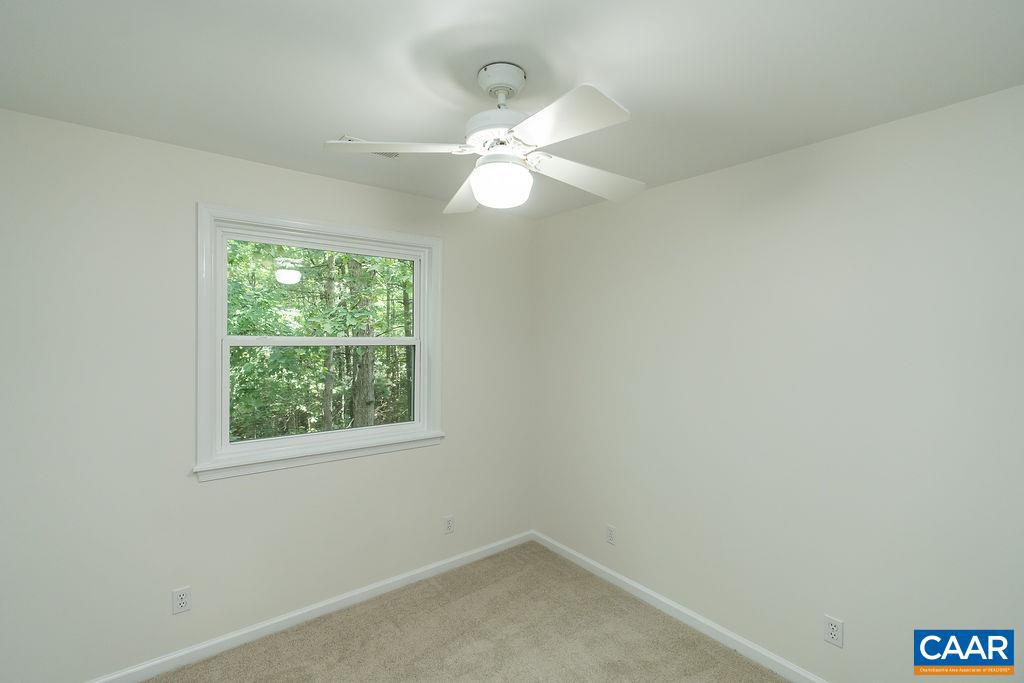 LAKE REYNOVIA - Residential