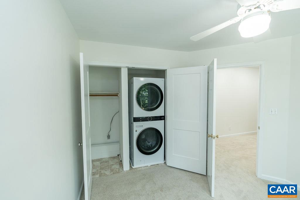 LAKE REYNOVIA - Residential