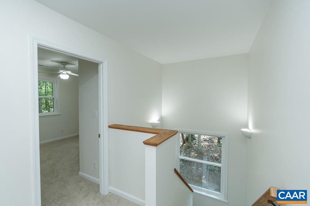 LAKE REYNOVIA - Residential