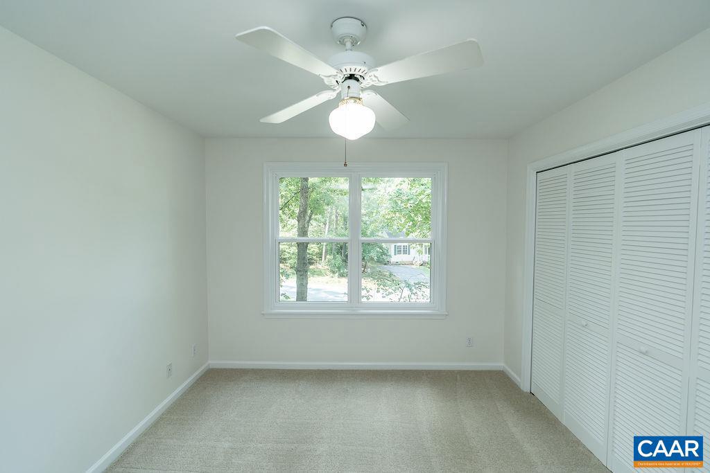 LAKE REYNOVIA - Residential