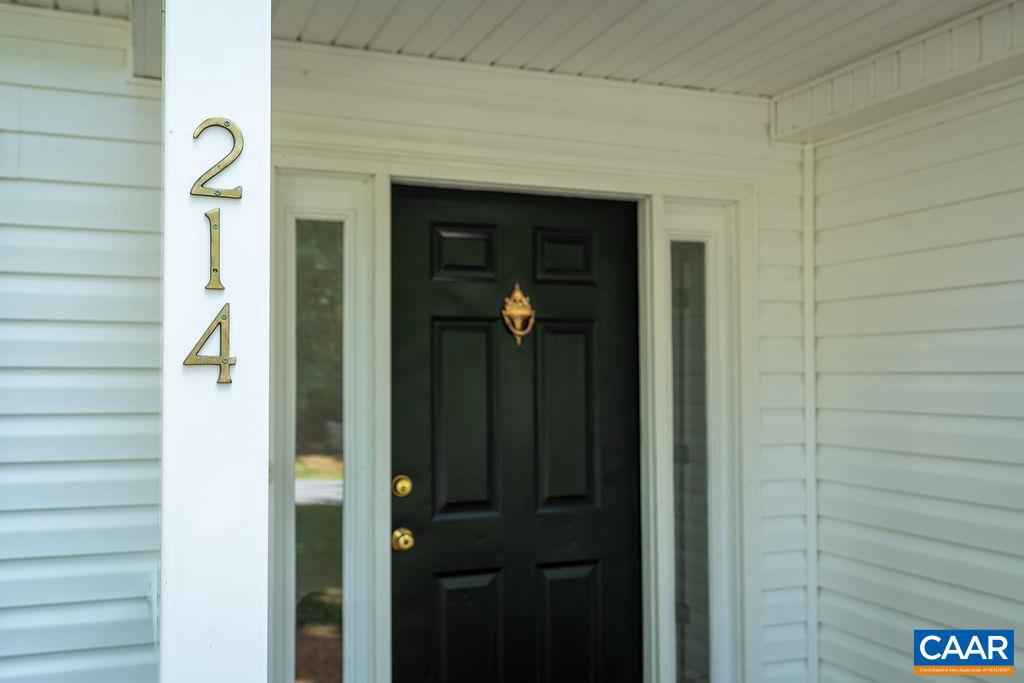 LAKE REYNOVIA - Residential