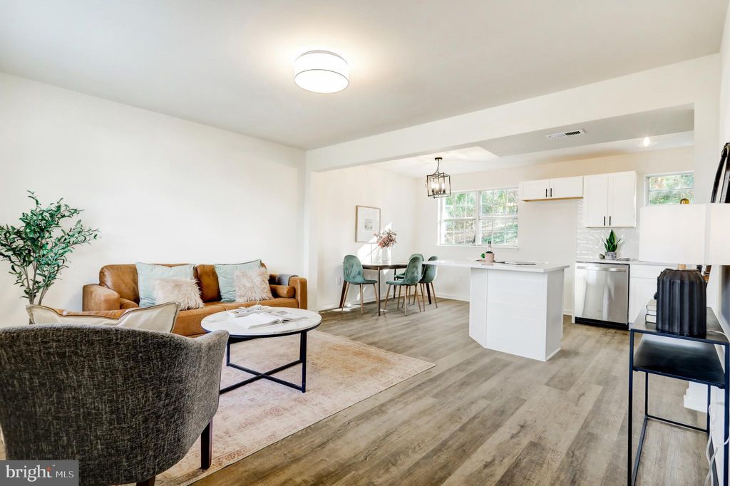 Photo of 737 Ferndale Road, MOUNT JOY, PA 17552 (MLS # PALA2080156)