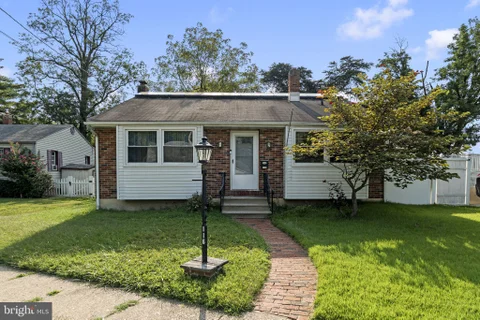 116 Lake Drive, Brooklawn, NJ 08030 - #: NJCD2125318