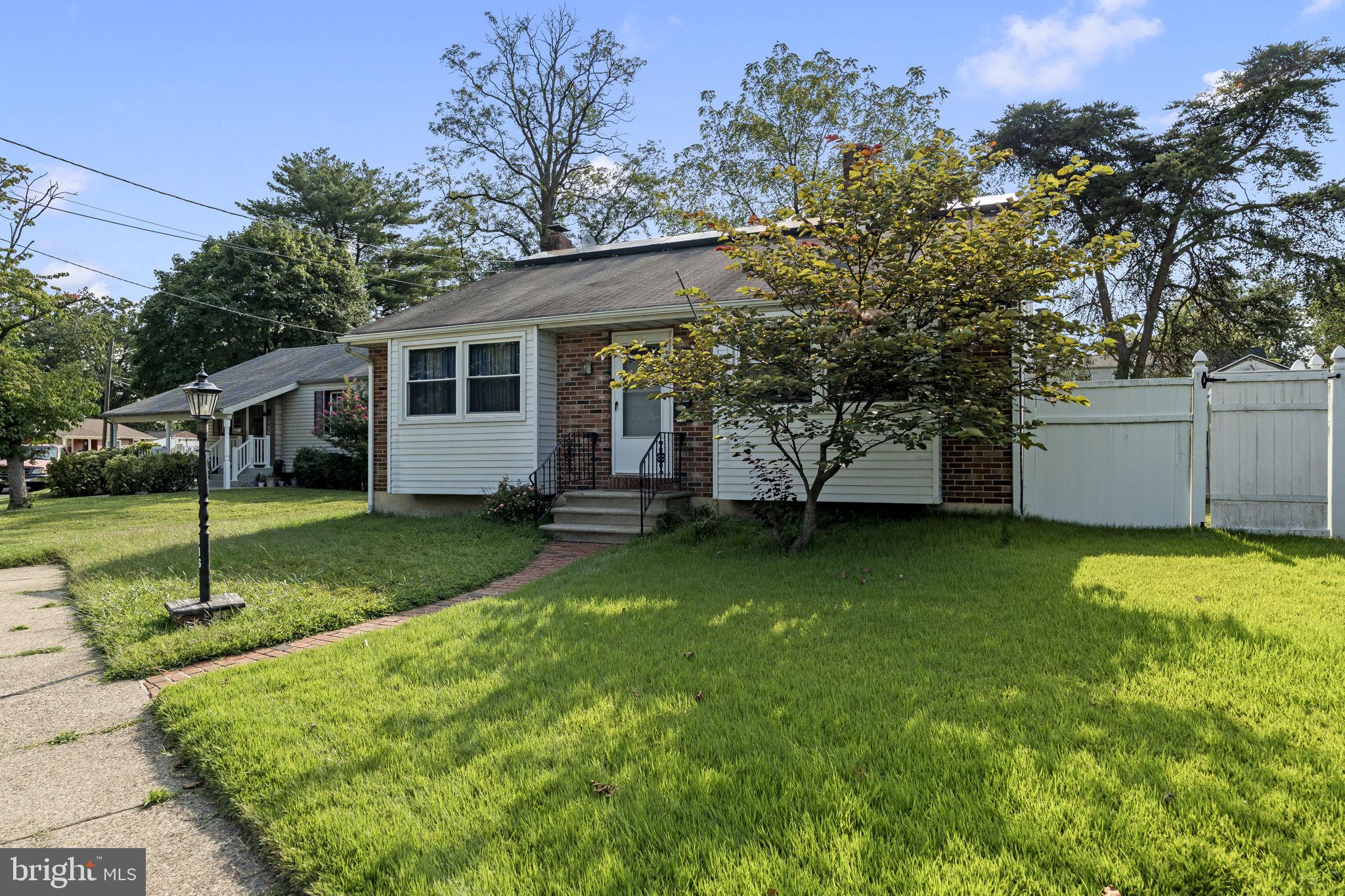 116 LAKE DRIVE