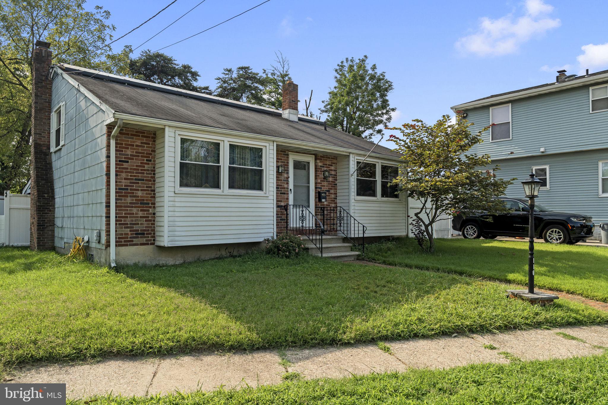 116 LAKE DRIVE