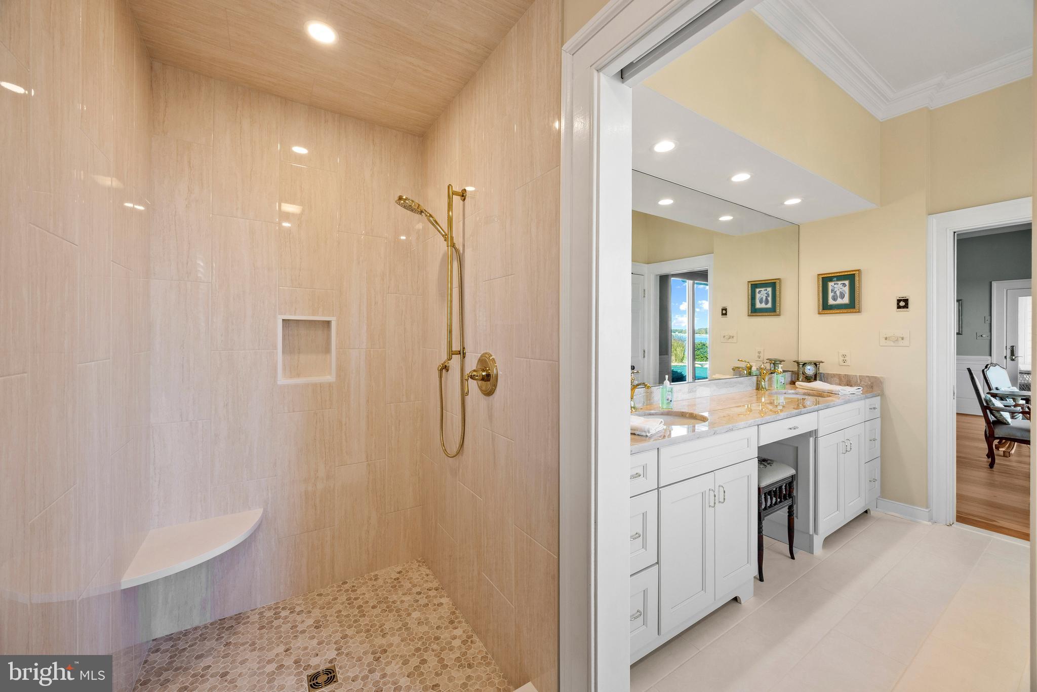 SOUTHWIND - Residential