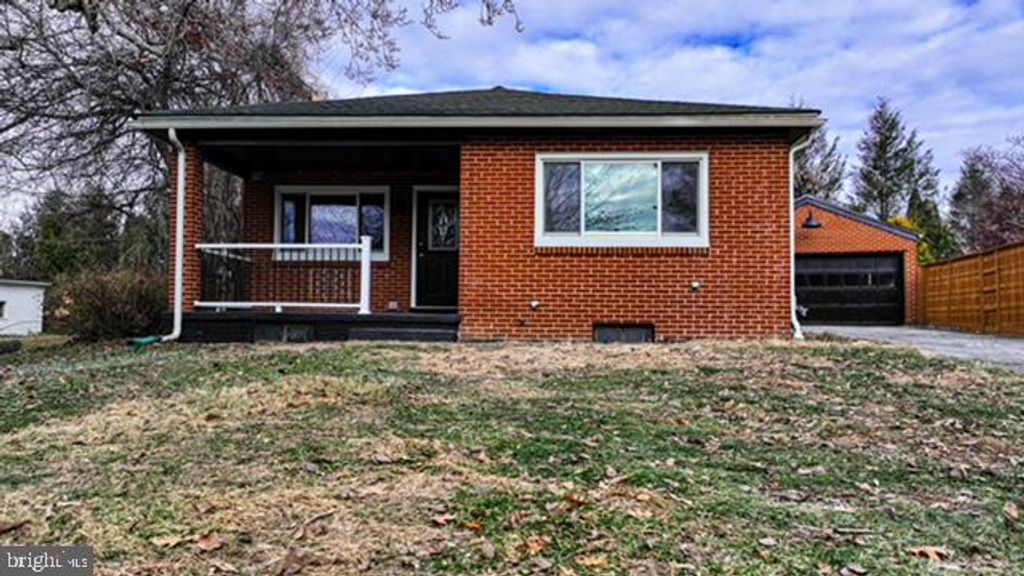 Photo of 4118 Green Court, HARRISBURG, PA 17110 (MLS # PADA2052218)