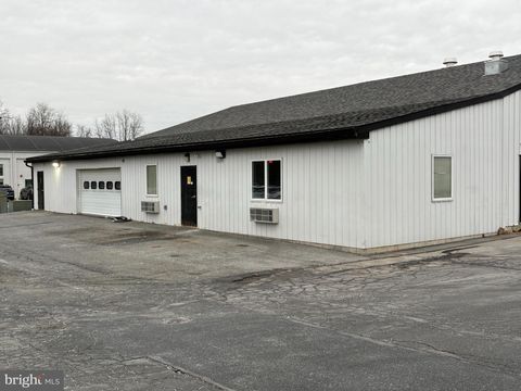 220 N PARK ROAD READING PA 19610