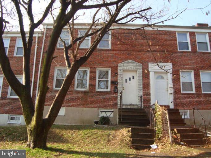 INVESTOR ALERT!!! 2 units separately metered, inspected and licensed. Increase your rental portfolio. Both 2 bedroom units offer a separate washer and dryer for each tenant. Both units also provide the tenants with locking storage lockers in the spacious lower level area. Each unit has a living room, full bath and kitchen. Refrigerator and stove are conveying with the sale in each unit. Roof newly installed in 2019. Gas fired hot water boiler units installed for each unit in 2014. Electrical panels updated. Newer water heater units installed for both units. Hardwired smoke detectors with battery back up in the building. Begin generating rental income with this listing as soon as you settle.