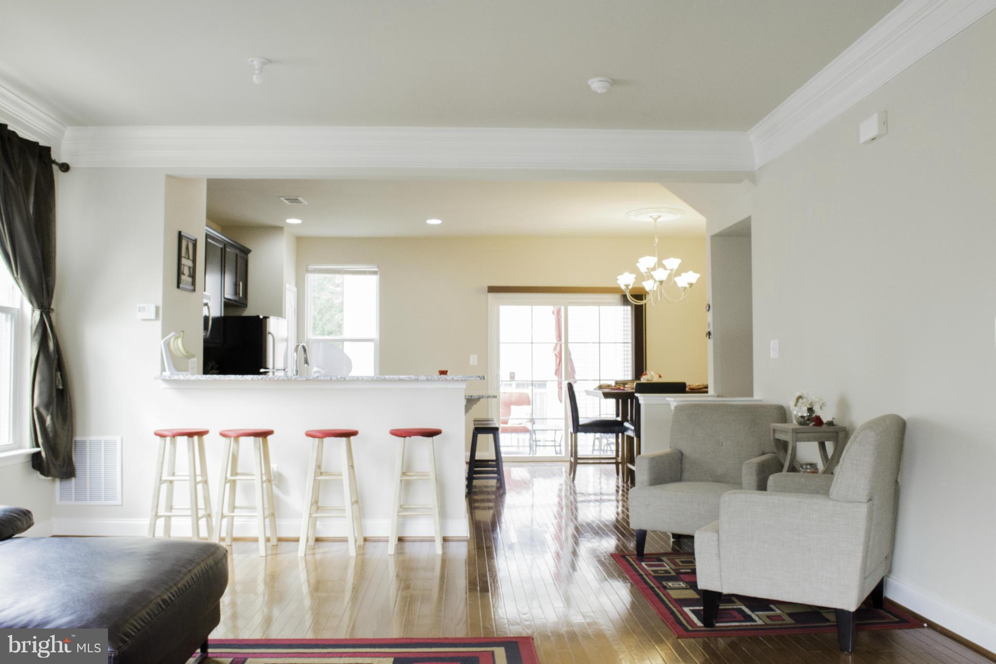 TRIANGLE HIGHLANDS CONDO - Residential