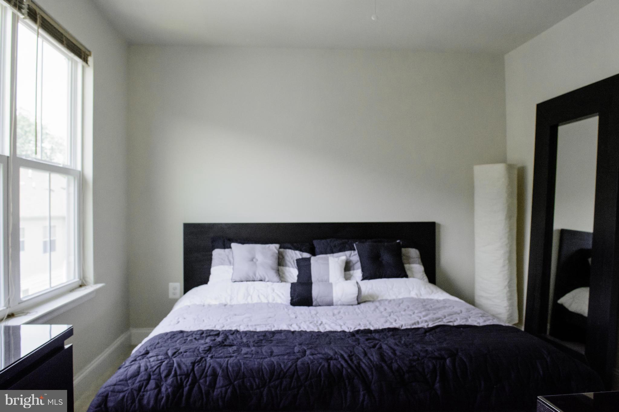 TRIANGLE HIGHLANDS CONDO - Residential