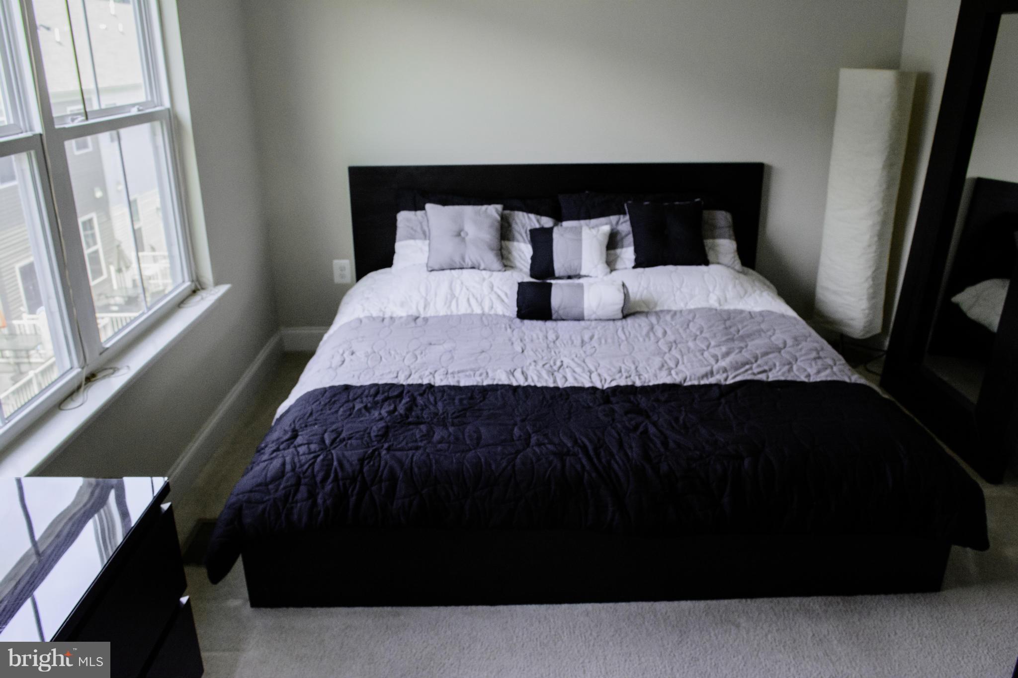 TRIANGLE HIGHLANDS CONDO - Residential