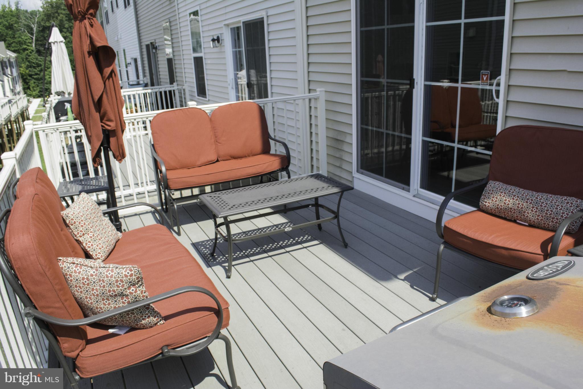 TRIANGLE HIGHLANDS CONDO - Residential