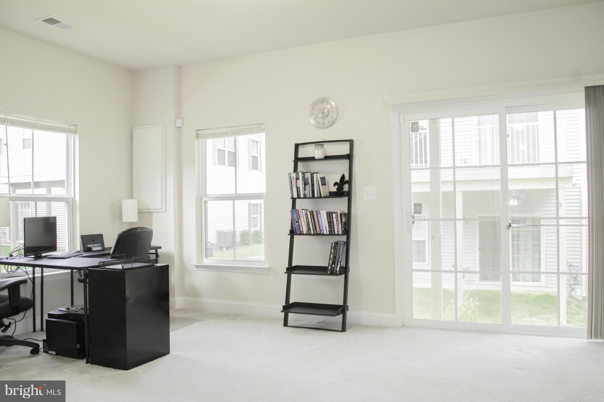 TRIANGLE HIGHLANDS CONDO - Residential