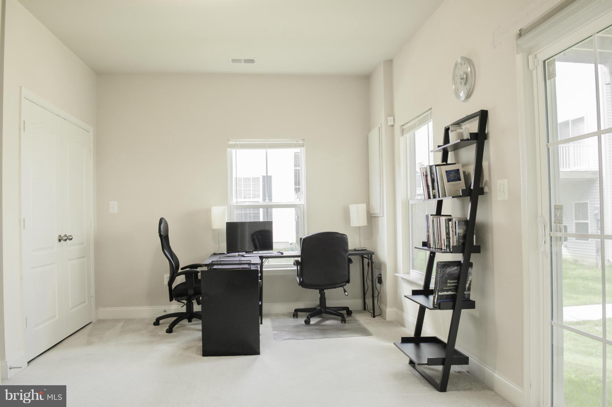 TRIANGLE HIGHLANDS CONDO - Residential