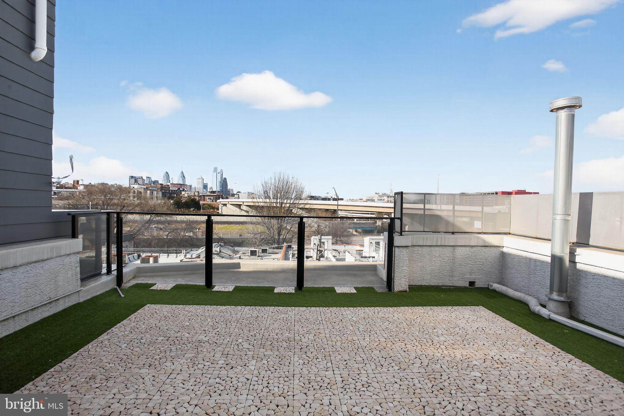 OLD CITY - Residential