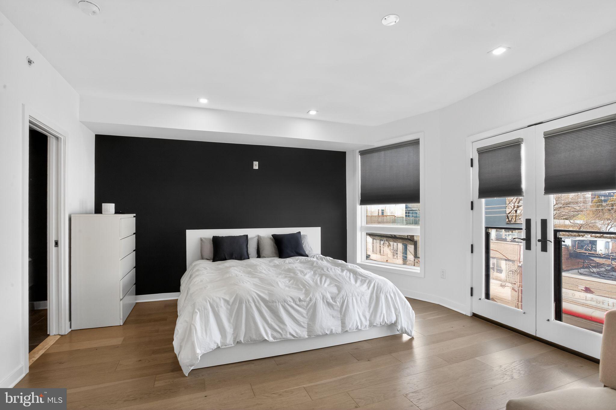 OLD CITY - Residential