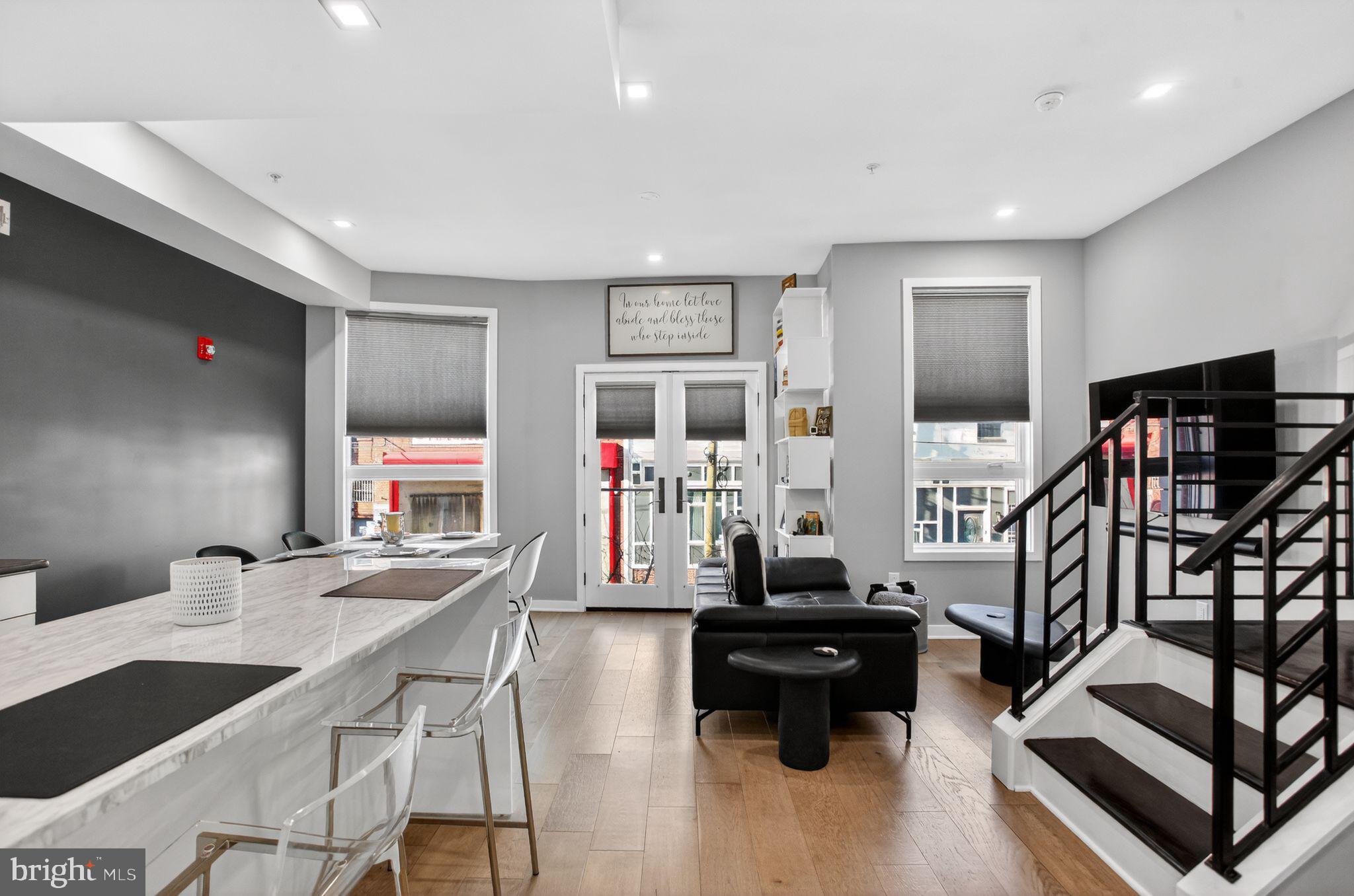 OLD CITY - Residential