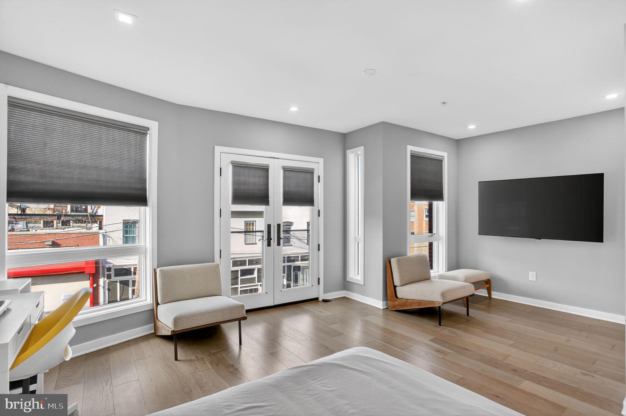 OLD CITY - Residential