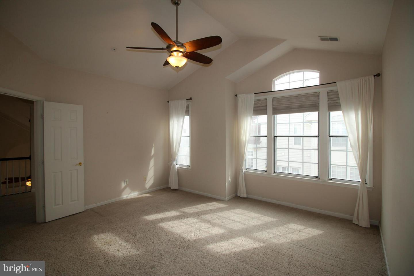 GATES AT WESTFALLS - Residential Lease