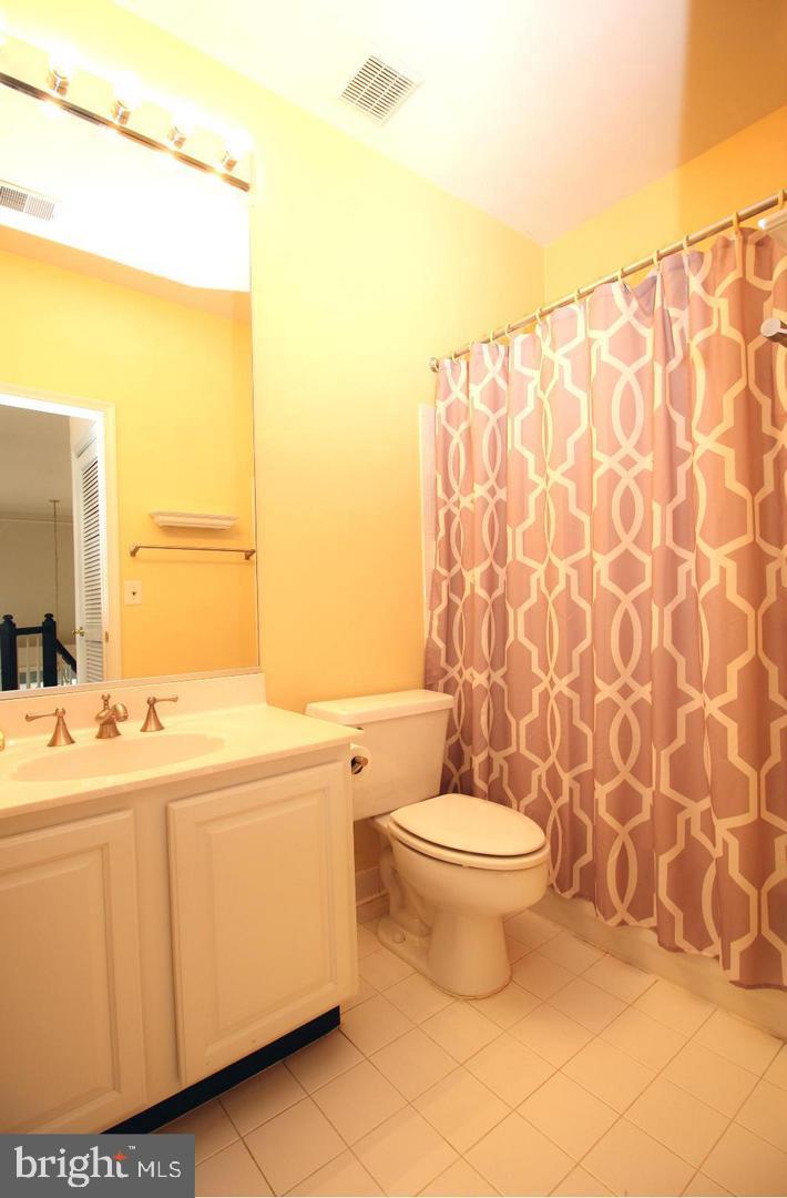 GATES AT WESTFALLS - Residential Lease