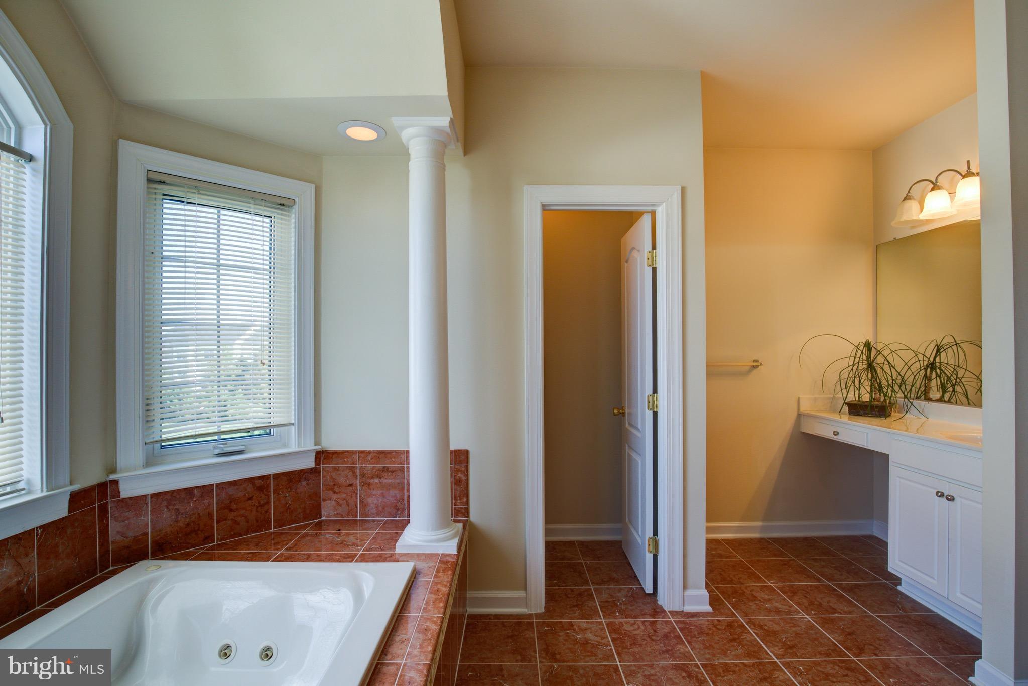 ASHBURN - Residential